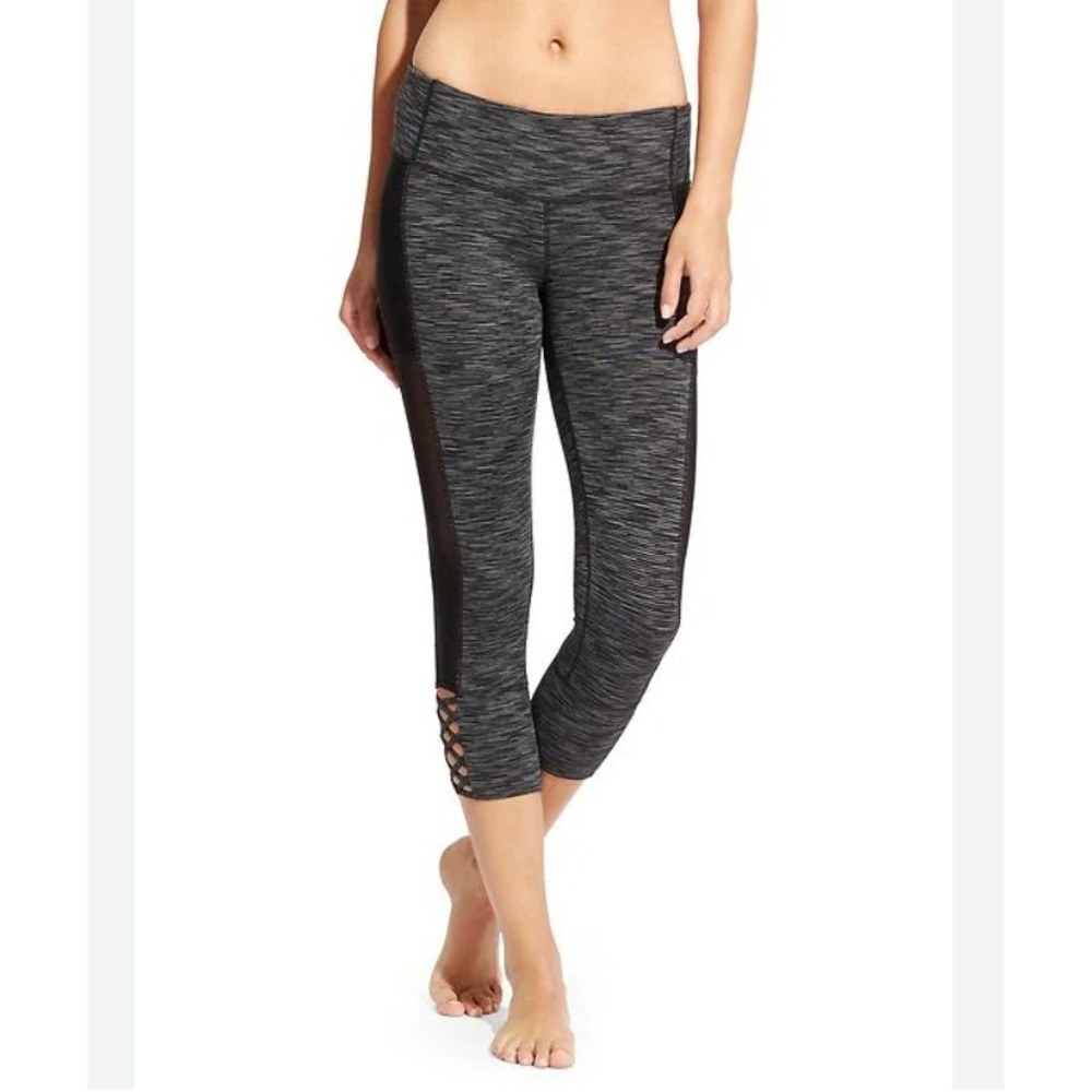 Athleta Mesh Crop Leggings‎ Size Medium – Black with Gray Stripes – Nylon Lycra
